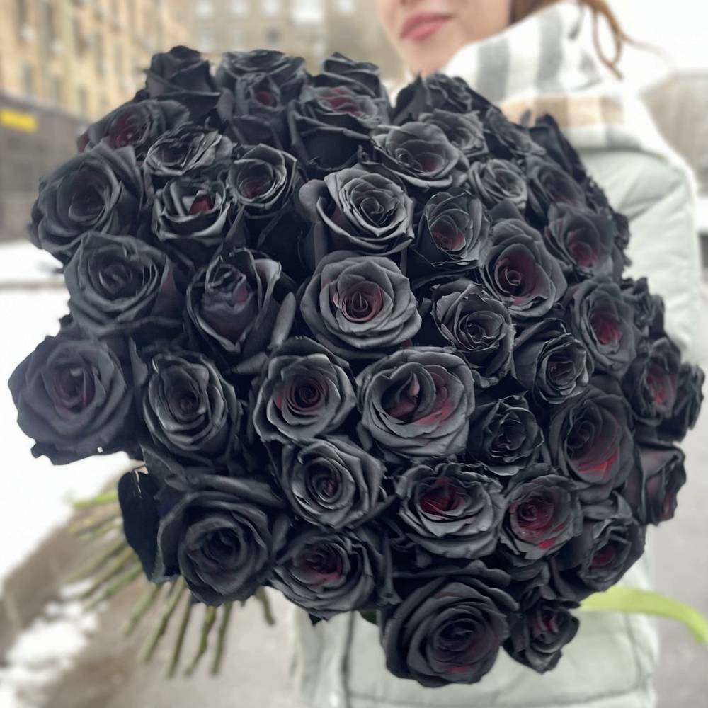 Букет из 45 черных роз